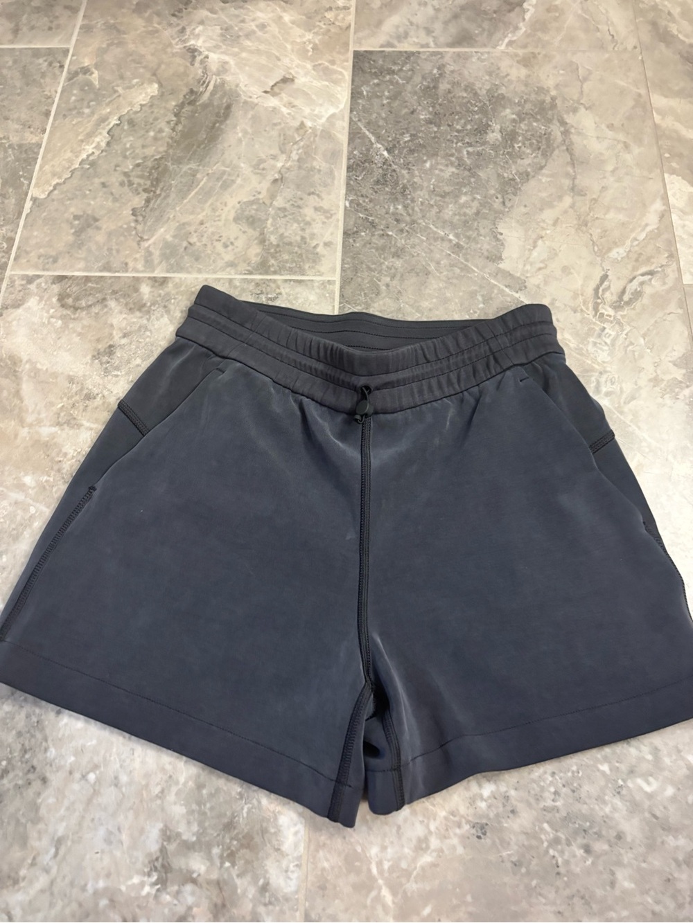 lululemon shorts NWOT